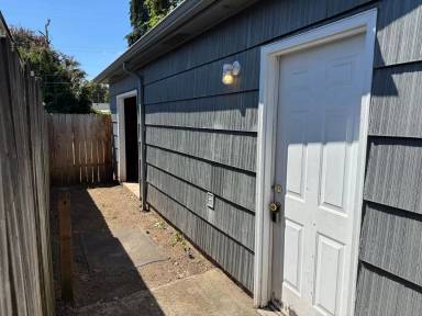 Main picture of 3358 Richard Ave