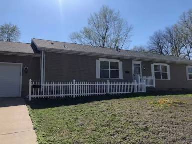 Main picture of 1601 E Fairlawn Dr