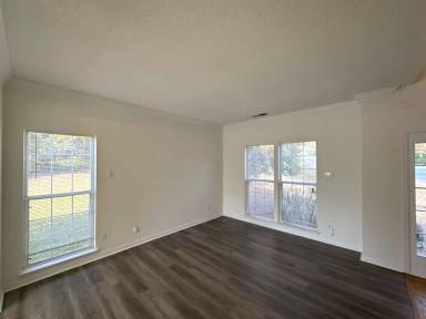 Main picture of 4603 Hunters Pointe Ct