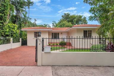 Main picture of 407 Alcazar Ave