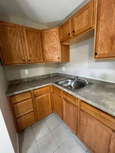 Main picture of 590 Champlain St