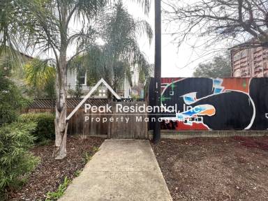 Main picture of 1211 R St