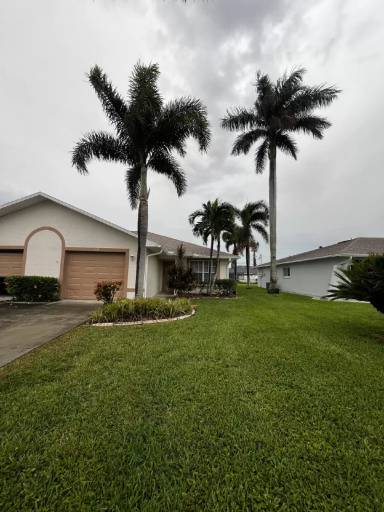 Main picture of 1428 SE 24th Ave