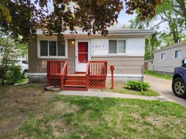 Main picture of 2401 Waltz Ave