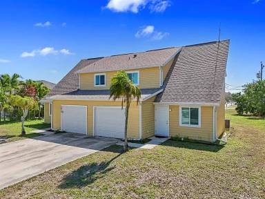 Main picture of 1013 Country Club Blvd