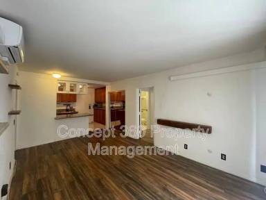 Main picture of 225 W 6th St Condos