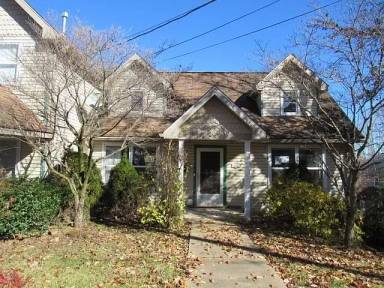 Main picture of 402 Meadow Ave