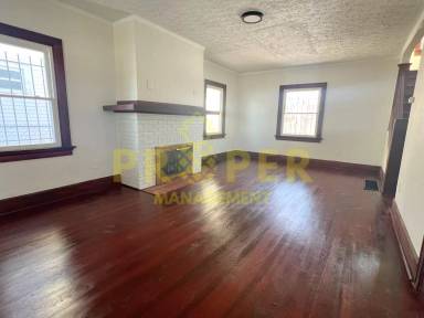 Main picture of 2118 Malvern Ave