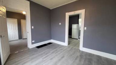 Main picture of 446 N 6th St
