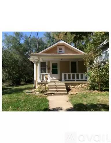 Main picture of 6022 Tracy Ave