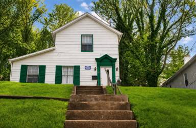 Main picture of 178 N Congress St