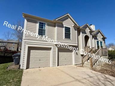 Main picture of 15202 W 156th Ct