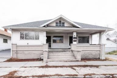 Main picture of BEAN (F Street 4-Plex)