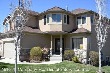 Main picture of 911 E Rosebud Ct