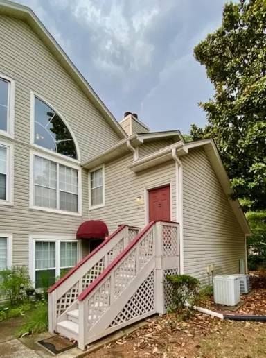 Main picture of 1023 Stones Throw Dr NW