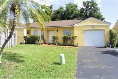 Main picture of 9991 SW 222nd St