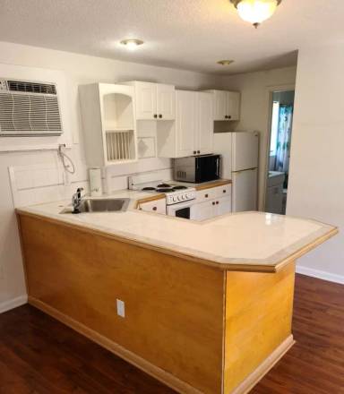 Main picture of 21310 Stillwater Ave