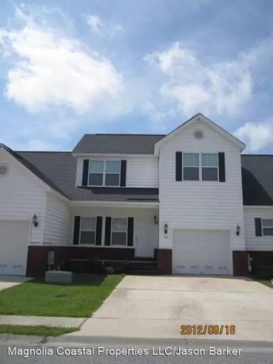 Main picture of 13 Cypress Ln