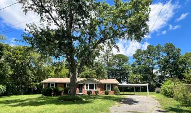 Main picture of 403 Nokes Ct