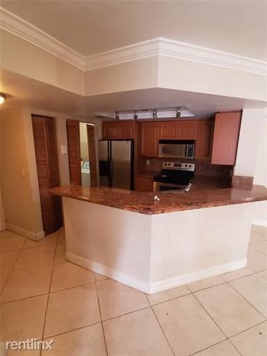 Main picture of 9022 W Atlantic Blvd