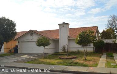 Main picture of 305 Rose Ave