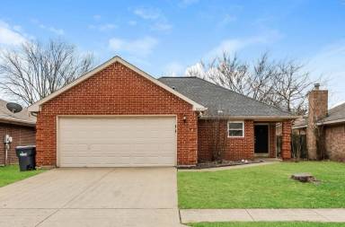 Main picture of 2309 Brookview Dr