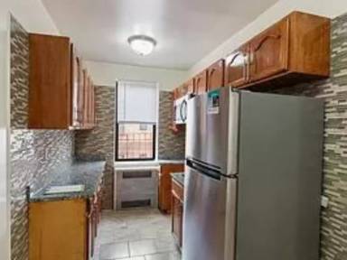 Main picture of 10515 37th Ave