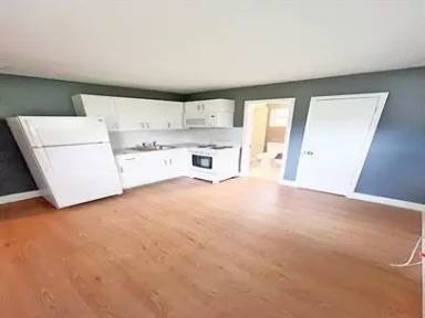 Main picture of 11 NW 32nd Ave
