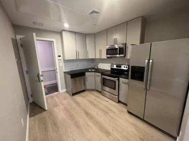 Main picture of Walter Huntington Apartments
