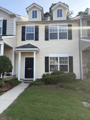 Main picture of Creekside Townhomes