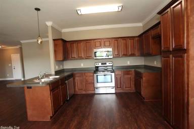 Main picture of 2220 Shadow Falls Dr