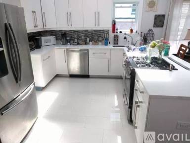 Main picture of 66 Winchester St