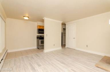 Main picture of 30 N Pearl St