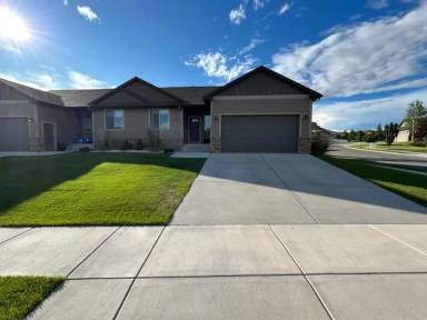 Main picture of 3050 Golden Acres Dr