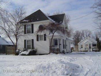 Main picture of 270 1/2 S Maple St