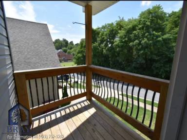 Main picture of 142 Ridge Pointe Dr