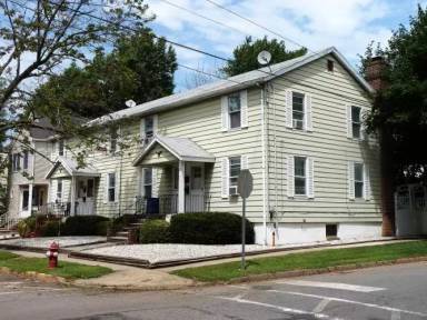 Main picture of 121 S 8th Ave