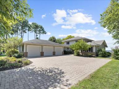 Main picture of 1006 Bayside Dr