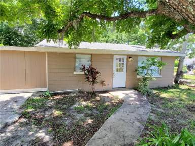 Main picture of 955 34th St NW