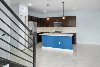 Main picture of 14503 SW 24th Ter
