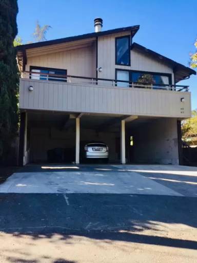 Main picture of 917 Bell St