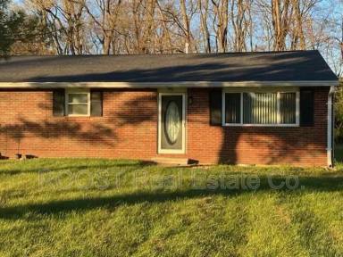 Main picture of 3339 Upper Valley Pike