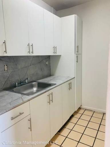 Main picture of 1051 NE 163rd St