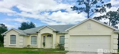 Main picture of 1461 SW California Blvd