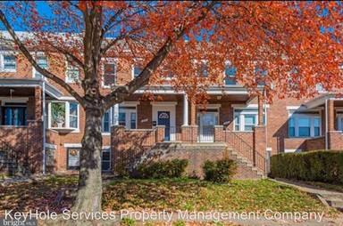 Main picture of 4216 Shamrock Ave