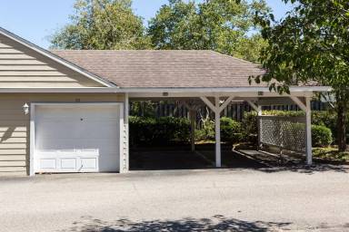 Main picture of Lenox Gates