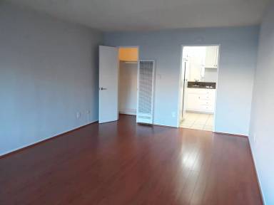 Main picture of 1841 N New Hampshire Ave