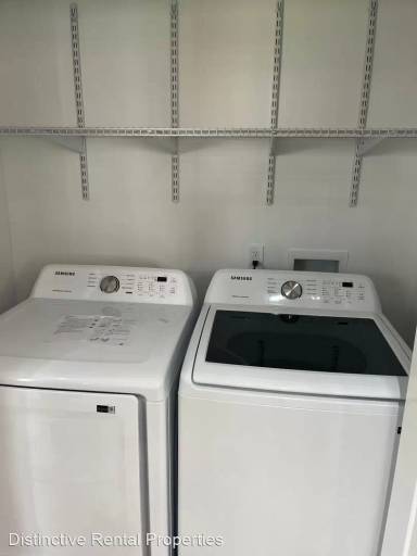 Main picture of 416 W Main St