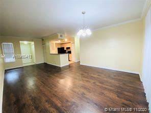 Main picture of 2552 Centergate Dr