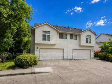 Main picture of 815 NW Sundance Cir
